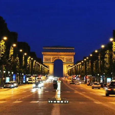 Appartamento Gorgeous Paris Eiffel Tower Esterno foto